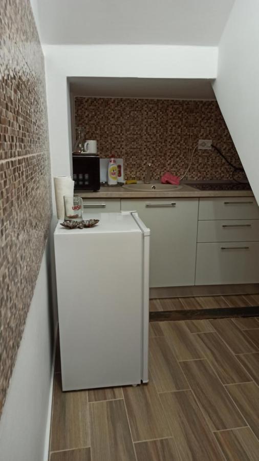 Robert'S Apartment Μπρασόβ Εξωτερικό φωτογραφία